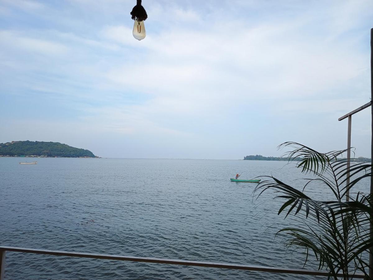 Gs Home On The Bay - Super Sea View Glass Studio Apartment Vagator Exterior foto